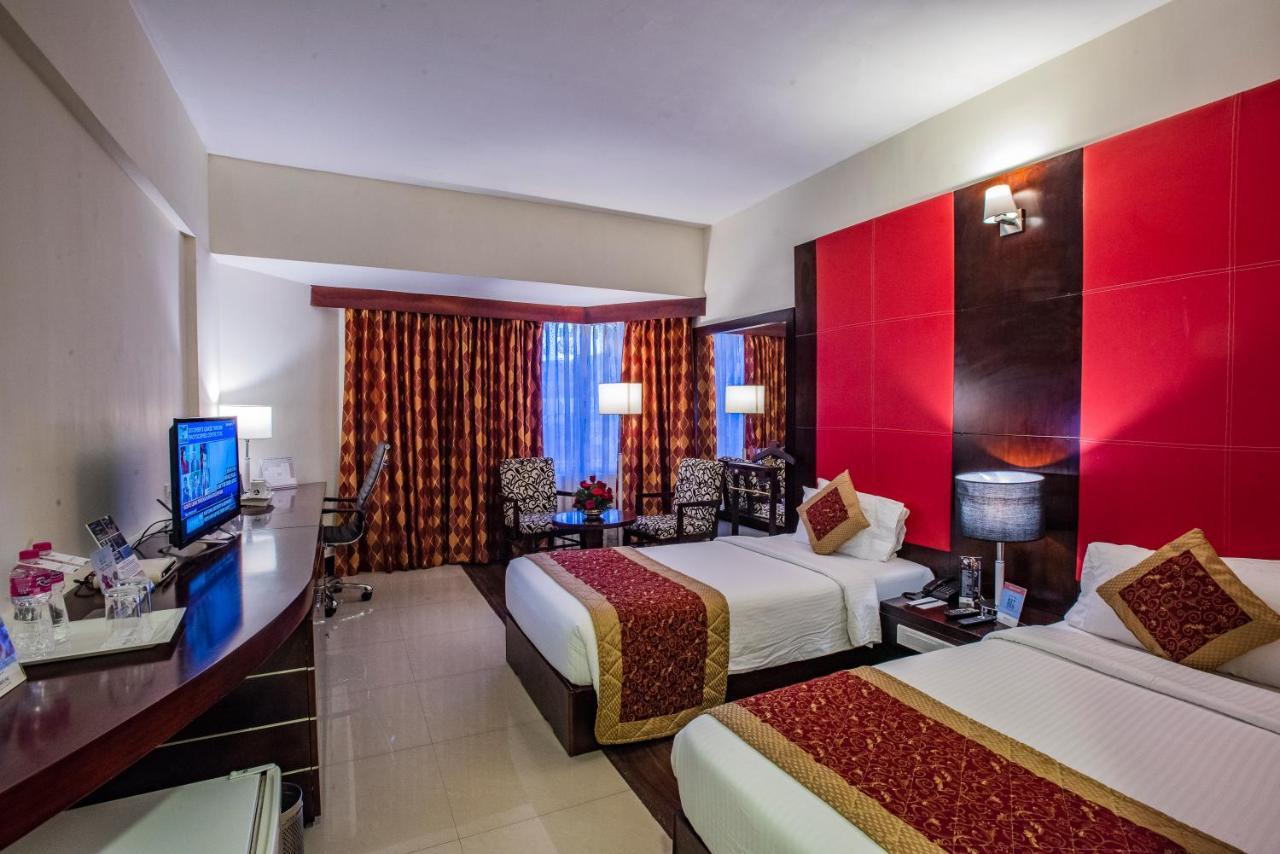 The South Park Hotel Тривандрум Экстерьер фото